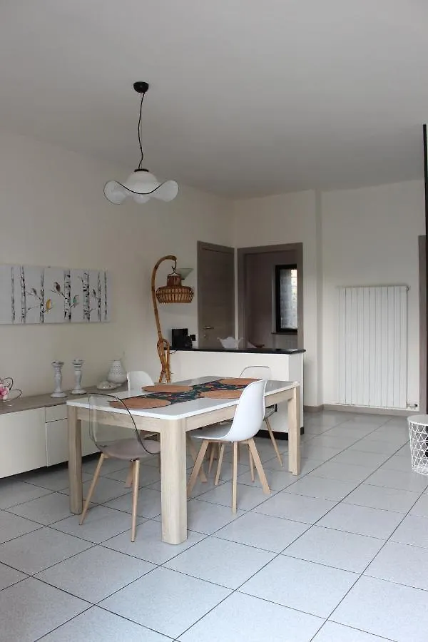Casa Maria-Appartamento In Villa contacts